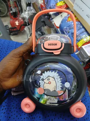 Plastic Water Bottle with Wheel Base for Kids