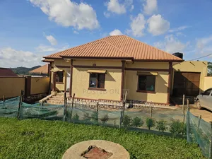 3-Bedroom Bungalow for Sale in Jomayi Estate, Bulenga