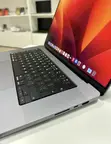 Apple MacBook Pro 16" M1 Max 32GB RAM 1TB SSD - 4