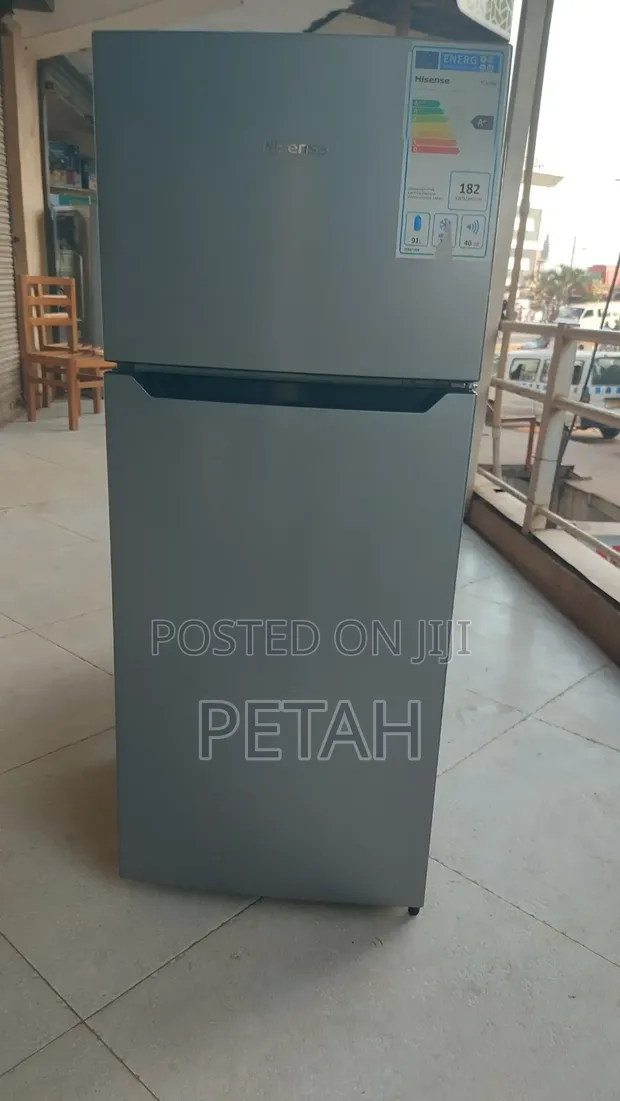 Used Hisense 160L Double Door Refrigerator - 1
