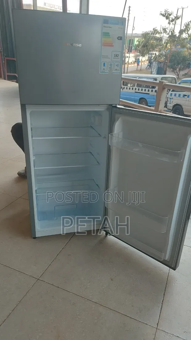 Hisense 160L Double Door Refrigerator - 1