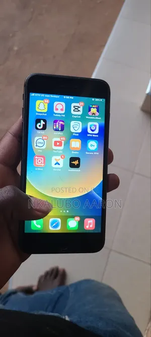 Apple iPhone 8 Plus 64GB Black