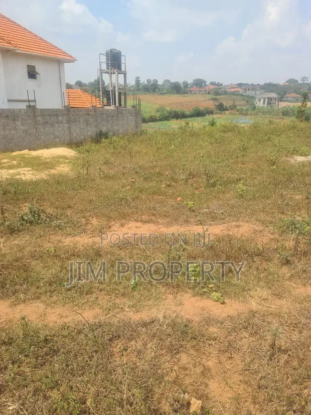 Land for Sale: 50x100ft at Nakuwade, Bulenga Sentema Rd - 1