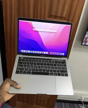 Apple MacBook Pro 2019 13" 8GB RAM 256GB SSD