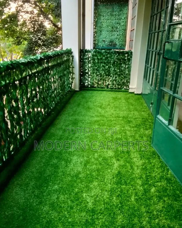 Sols Green Artificial Turf - 1