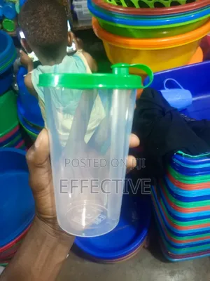 6 Piece 1-Liter Plastic Juice Jar Set