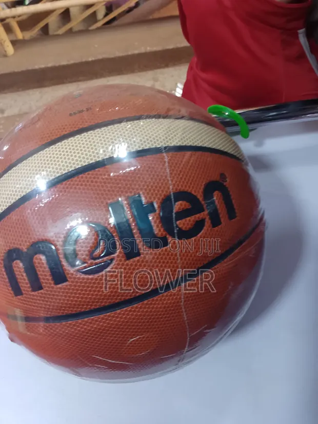 Molten Basketball - Size 7 - 1