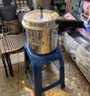 Pilot 5L Pressure Cooker with Long Handle - Silver