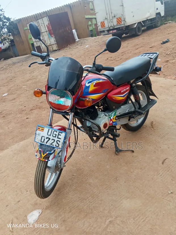 Bajaj CT 125X 2024 Red - 1