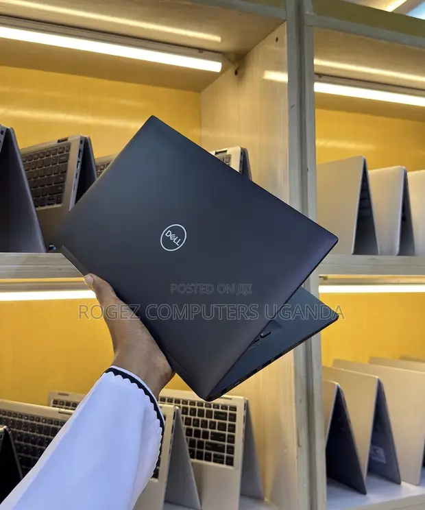 Dell Latitude 7490 Laptop - Intel Core i5, 8GB RAM, 256GB SSD - 1