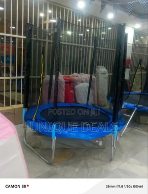 IONiX Kids Trampoline with Enclosure Net