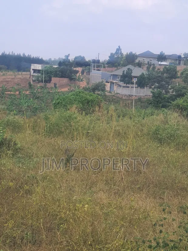 Land for Sale in Mpererwe, Buwambo Banda (50x100) - 1