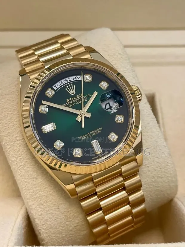 18K Yellow Gold Rolex Day-Date 36 Green Dial - 1