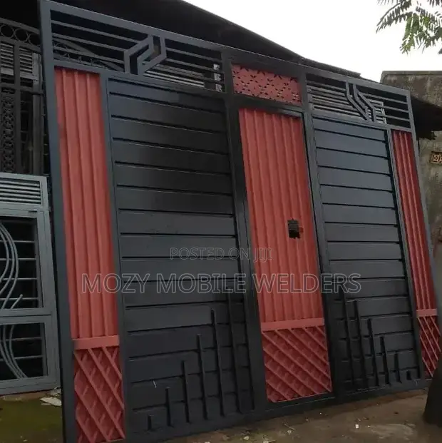 Mozy Mobile Welders: Custom Gate Designs - 1