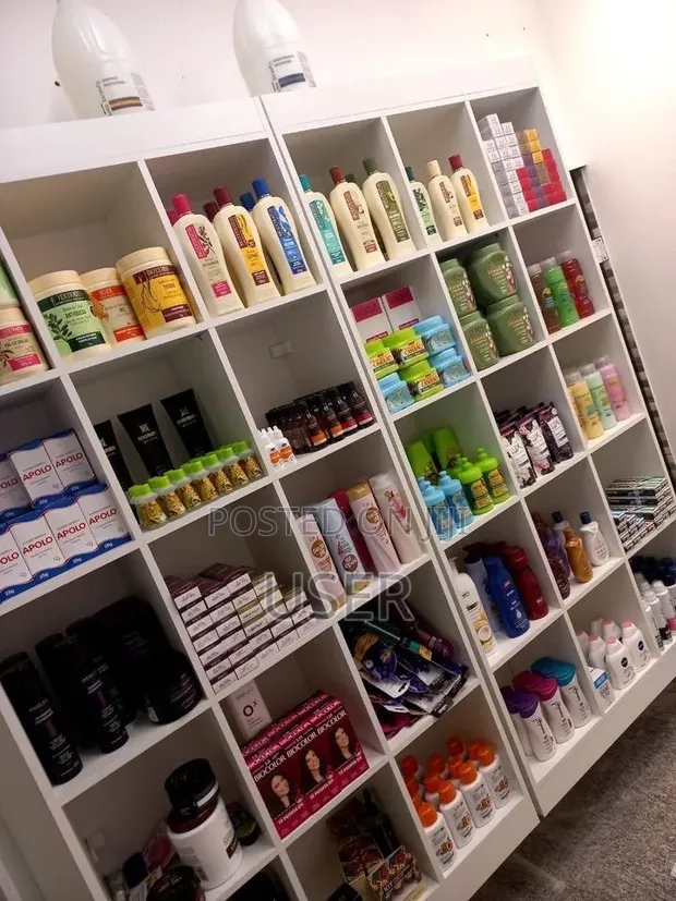 Modern Make Up Unit Per Metre - 1