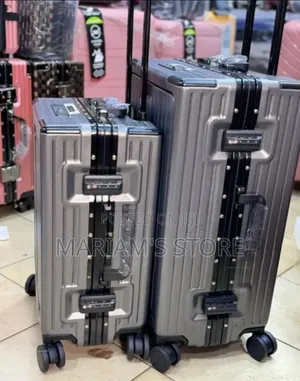 Durable Zipperless Suitcases with Aluminum Frame