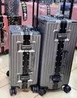 Durable Zipperless Suitcases with Aluminum Frame - 1