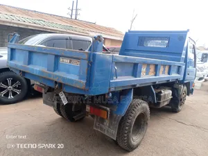 Mitsubishi Canter 4D33 Engine Dump Truck