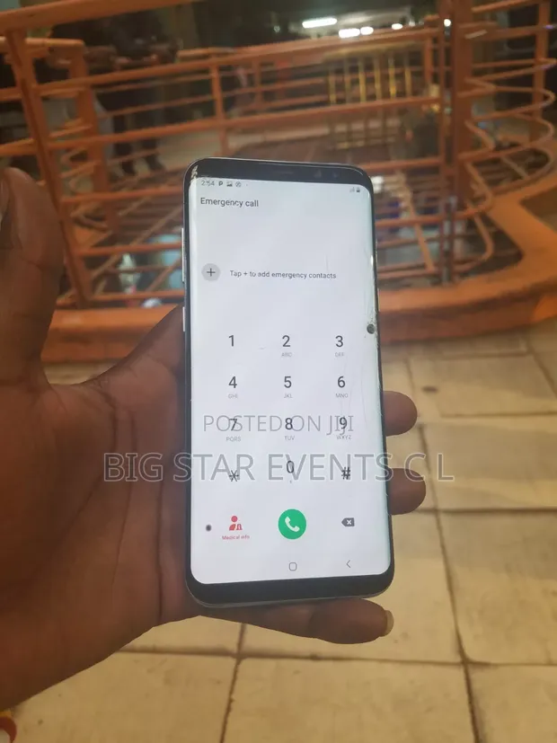 Samsung Galaxy S8 Plus 64GB Black (Cracked Screen) - 1