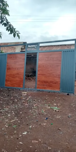 Simple Modern Steel Gate