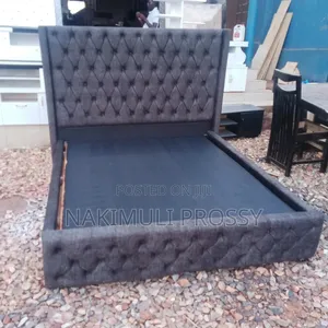 Brand New 5x6 Chesterfield Fabric Bed - Dark Gray