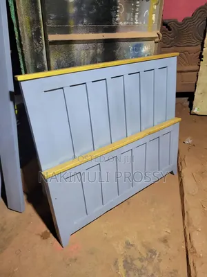 5x6 Wooden Bed Frame - Gray & Gold