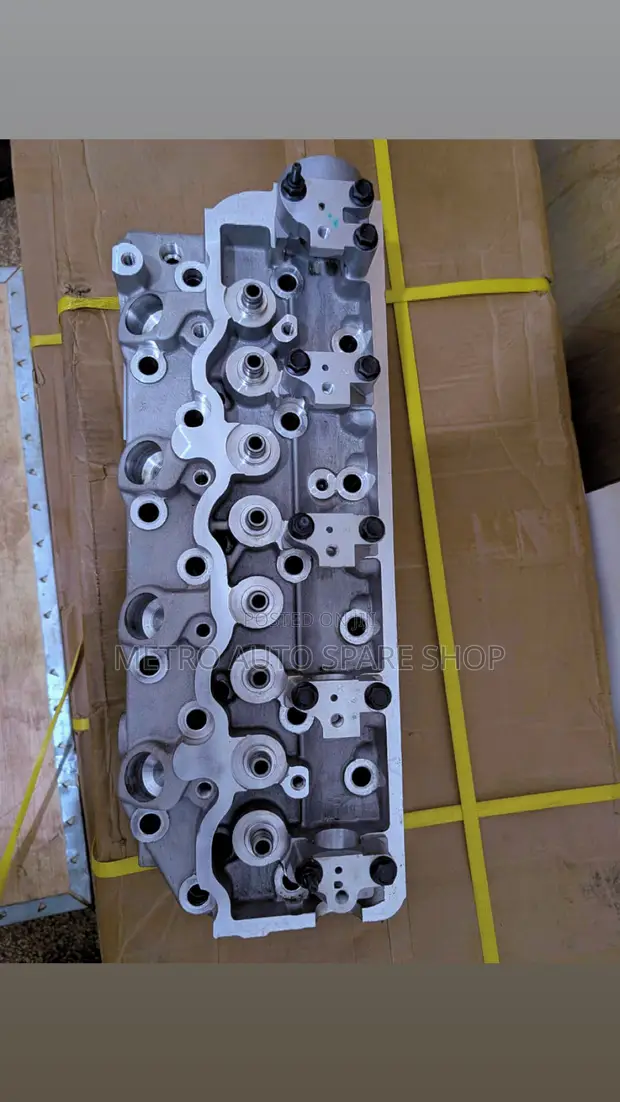 Mitsubishi Cylinder Head 4D56 - 1