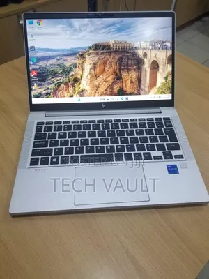 HP EliteBook 830 G9 Laptop - 16GB RAM, 512GB SSD