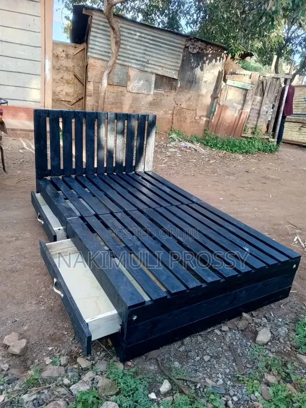 Black 4x6 Pallet Bed with Drawers - 1