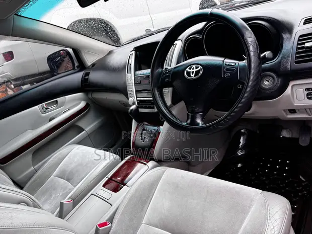 Toyota Harrier 2007 Silver - 1