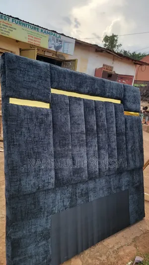 Dark Gray 5x6 Fabric Bed with Gold Stickers