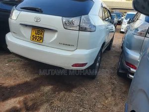 Toyota Harrier 2010 White