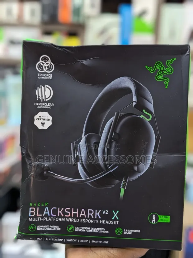 Razer Black Shark V2 X Wired Gaming Headphones - 1
