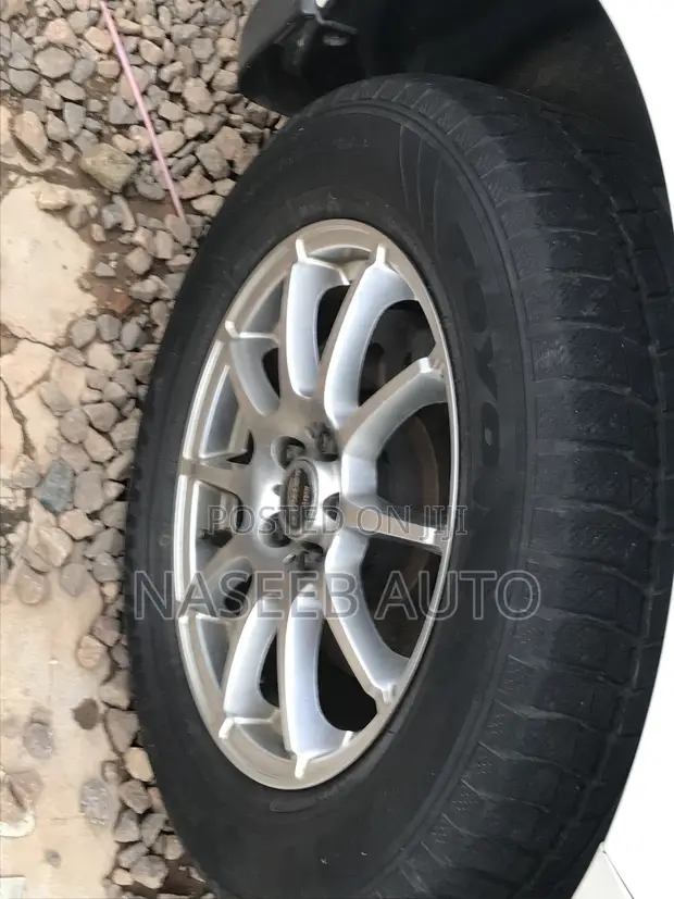 Subaru Forester 2011 White - 1