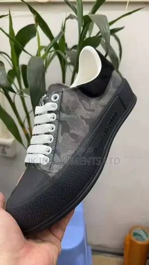 Alexander McQueen Sneakers
