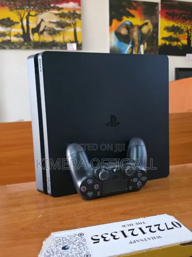 Clean Chipped PS4 Slim - 2 Controllers, 12 Games - 1