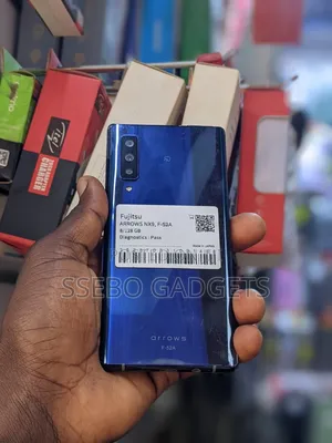 Fujitsu Arrows NX9 F-52A 128GB Blue