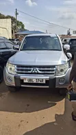 Mitsubishi Pajero 2010 Silver - 1