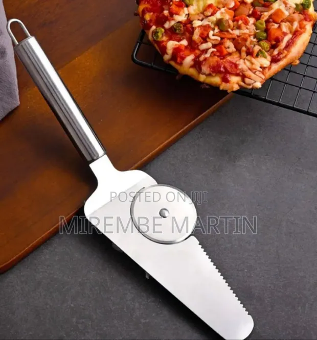 Pizza Wheel Cutter - Brand New - 1