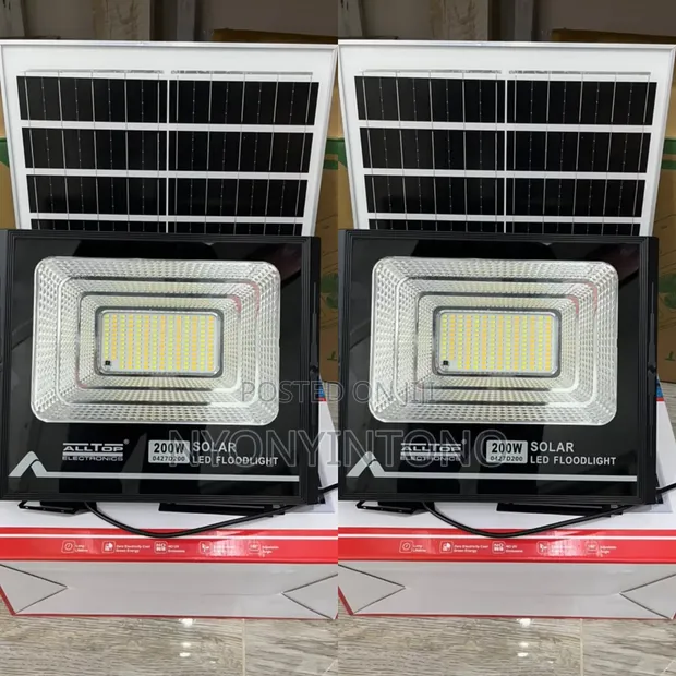 200W Solar LED Street Light - 1