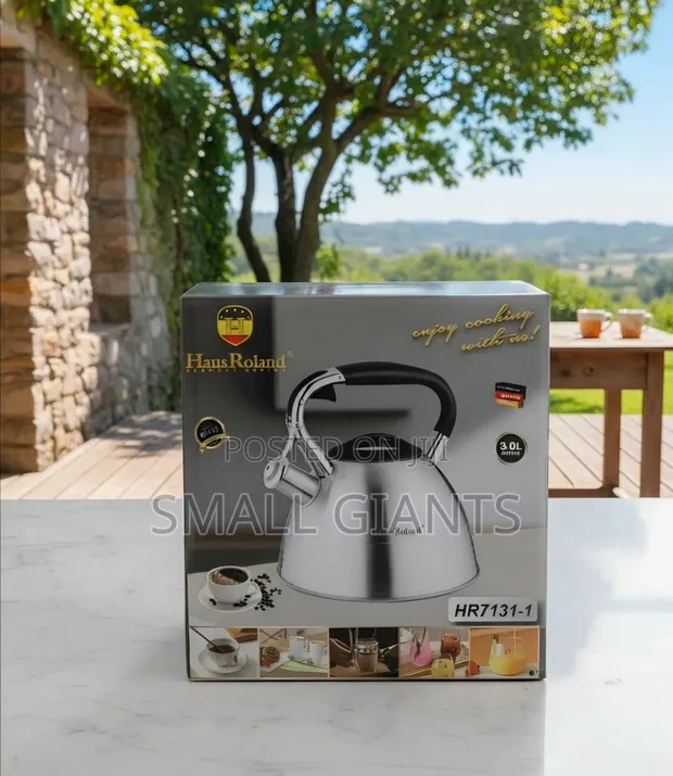 HausRoland 3.0L Stainless Steel Whistling Stovetop Kettle - 1