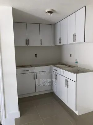 Luxury Kitchen Cabinet Per Metre