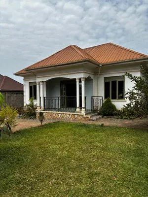 3 Bedroom House for Sale in Matugga, Division A