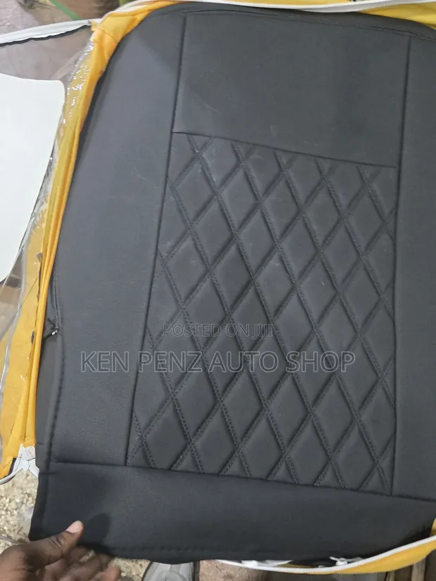 Toyota Noah 2008 Seat Covers - 1