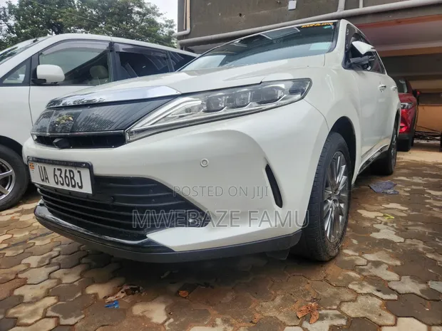 Toyota Harrier 2019 White - 1
