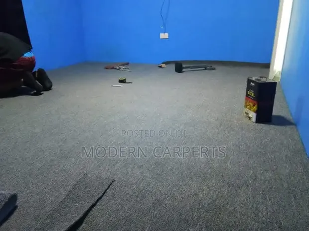 Roomtic Wall-to-Wall Woolen Carpets - 1