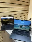 Apple MacBook Air 15" M3 8GB RAM 512GB SSD - 4
