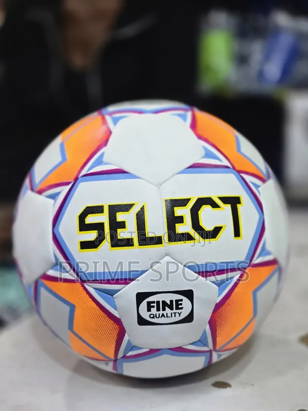 SELECT Football - Size 4 - 1