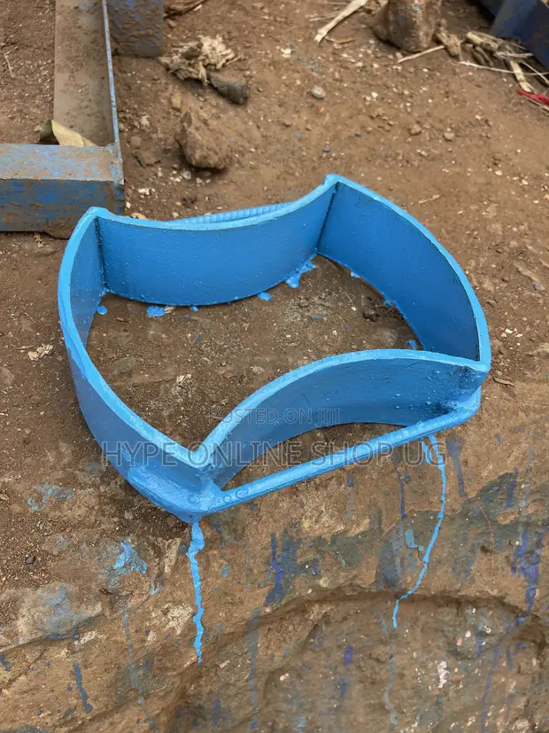 Brand New Double C Paver Molds - All Sizes - 1