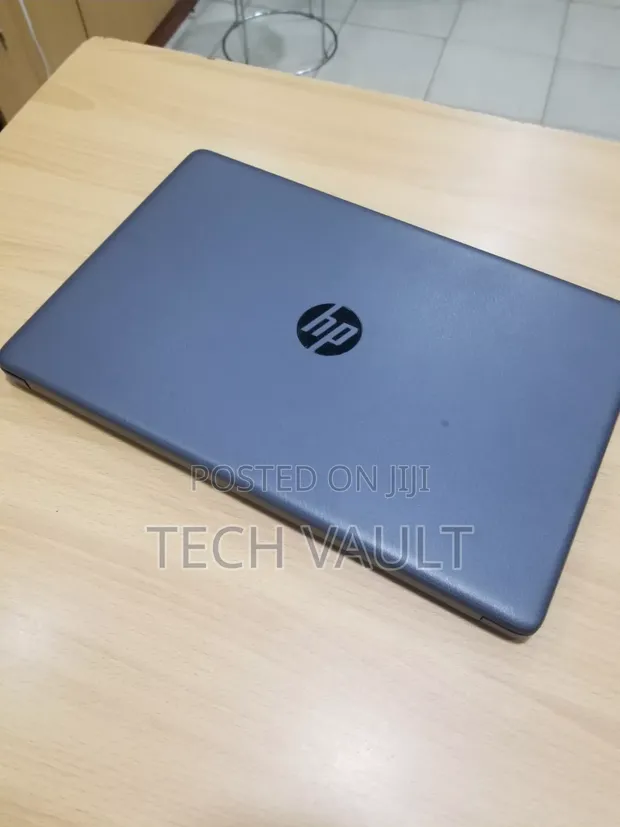 New HP 250 G7 Laptop: Intel Core i5, 16GB RAM, 512GB SSD - 1